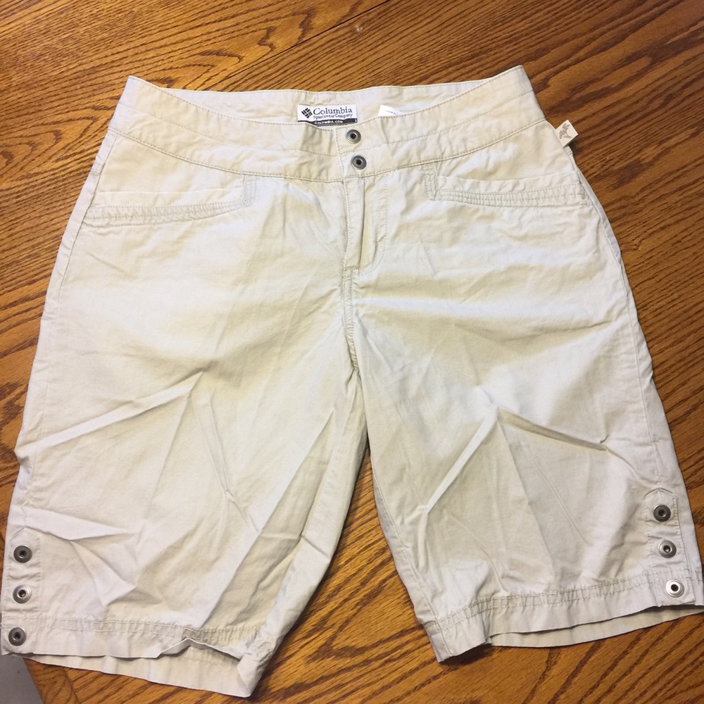 Like new! Columbia shorts.